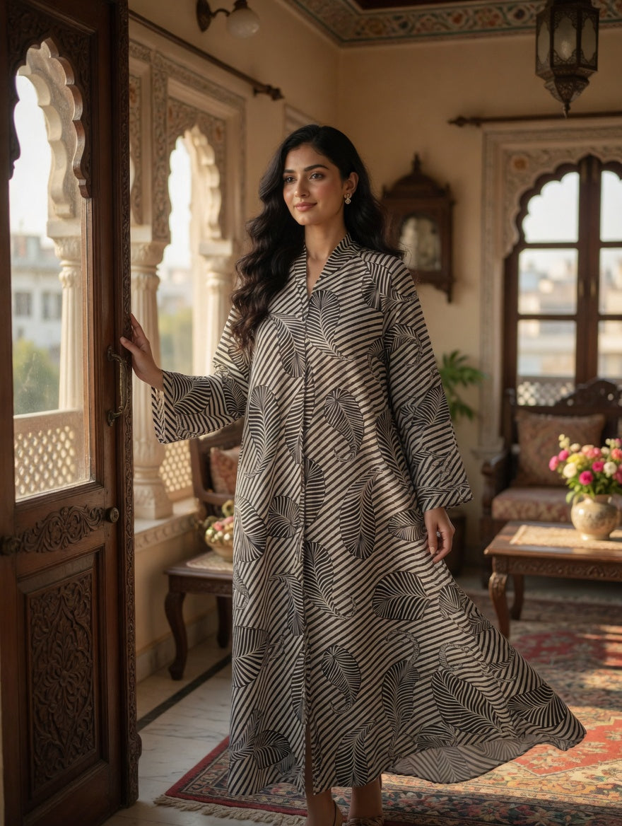 The Zephyr Leaf Monochrome Abaya